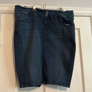 Denim pencil skirt